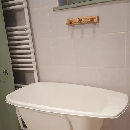 Zrinyi 11 * Balatonkenese