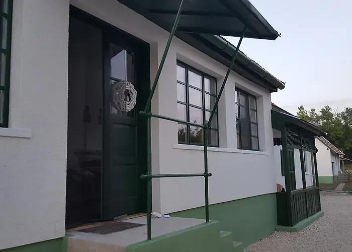 아파트 Zrinyi 11 *