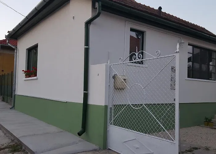 Appartamento Zrinyi 11 Balatonkenese